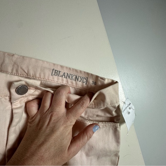 Blank NYC Ditz Distressed Pale Pink Denim Rock Cotton Boyfriend Jeans NWOT 30 - Picture 9 of 16